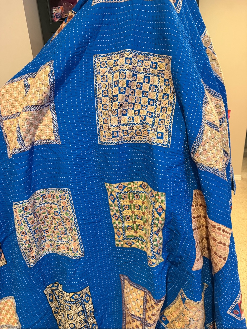 Oversized king Embroidered Patchwork Blue Kantha-Style Textile/Blanket
